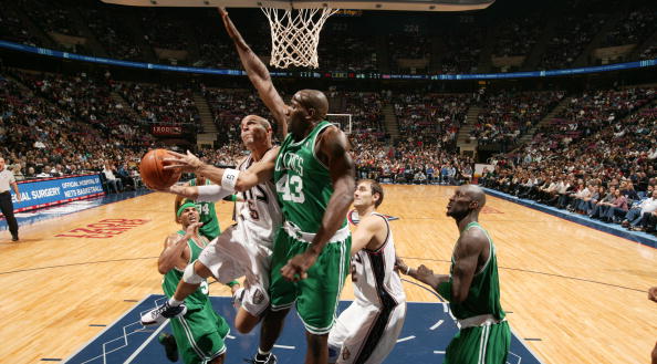 队在进攻端 队在进攻端